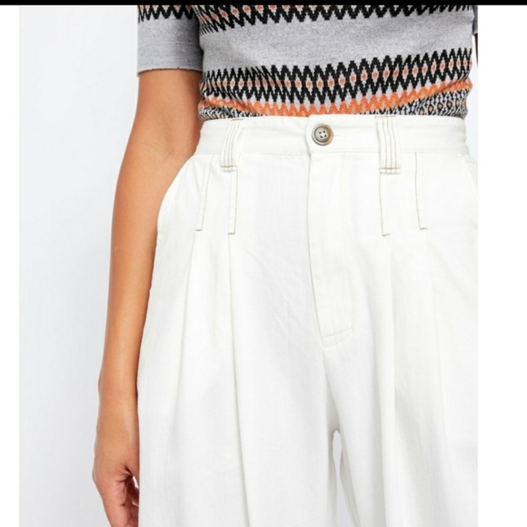 Free PeopleWomen's White Barcelona Balloon Pants - Picture 5 of 12